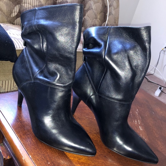 Michael Kors short boots!!! - Picture 2 of 2